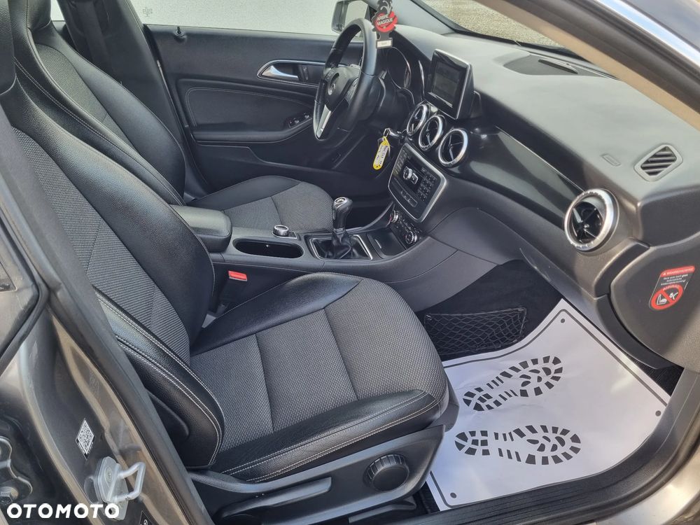 Mercedes-Benz CLA 200 CDI - 8