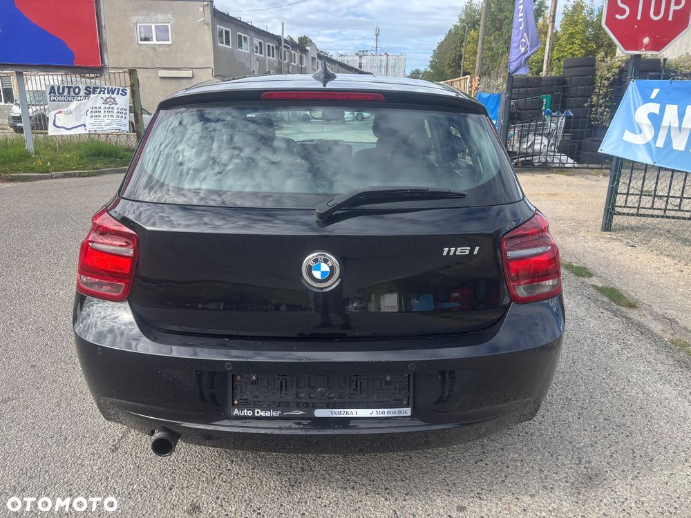 BMW Seria 1 116i - 16