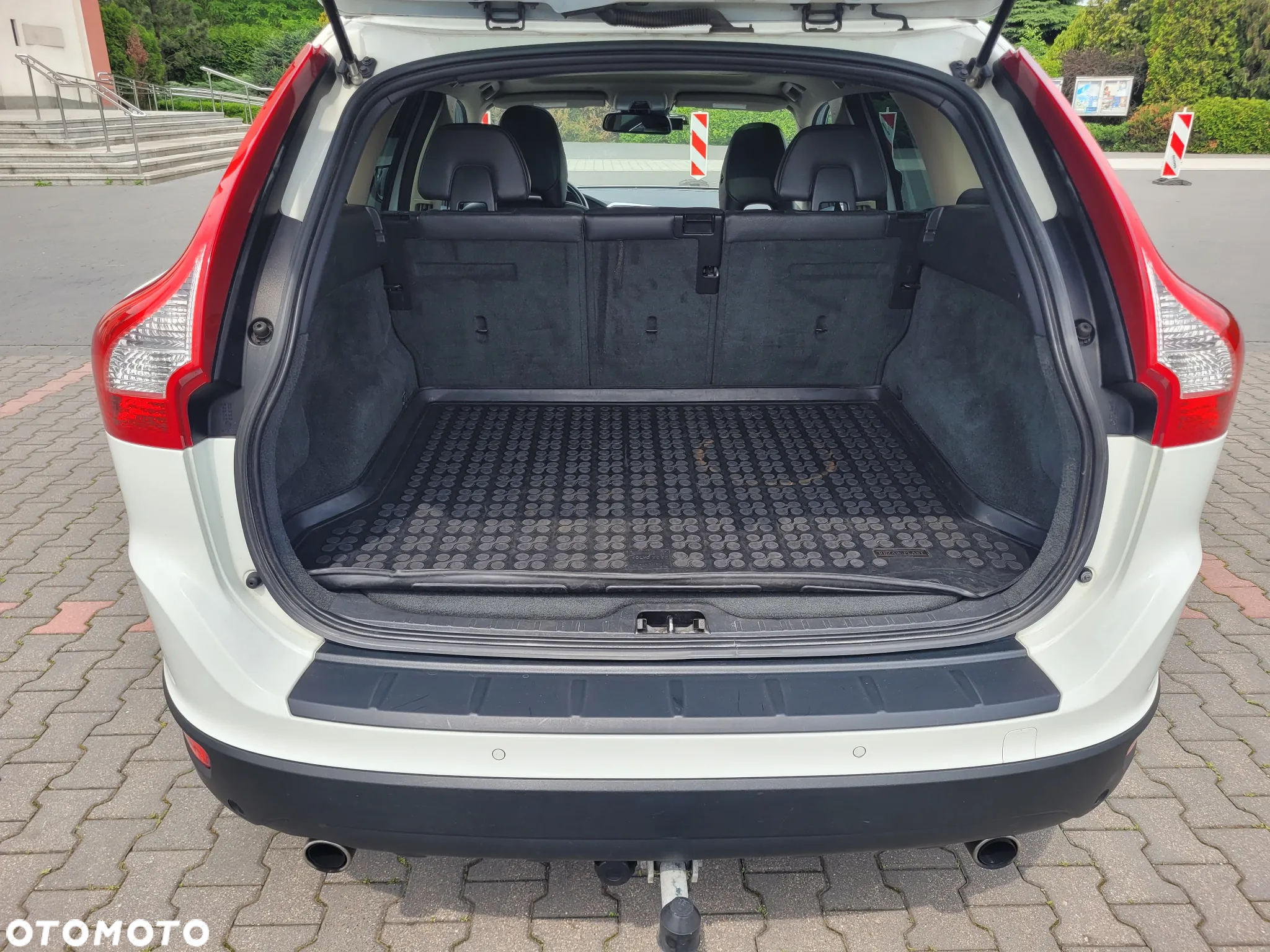 Volvo XC 60 T6 AWD Summum - 10