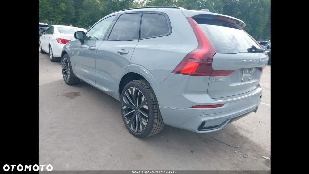 Volvo XC 60 B5 B AWD Ultra Black - 5