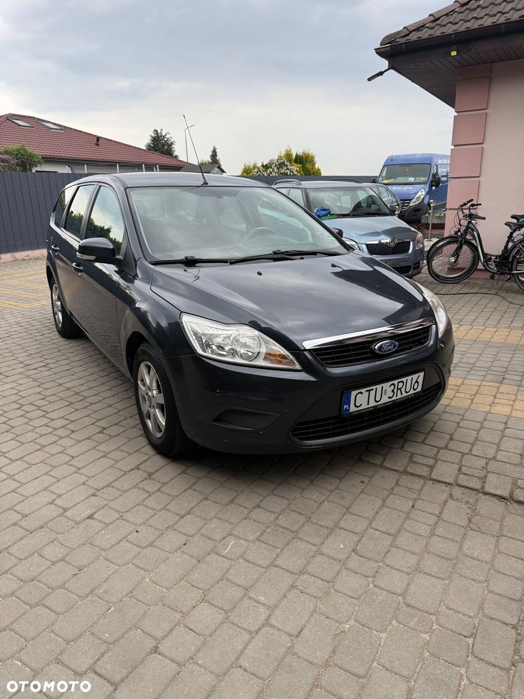 Ford Focus 1.8 Trend - 2