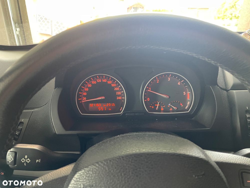 BMW X3 2.0d - 11