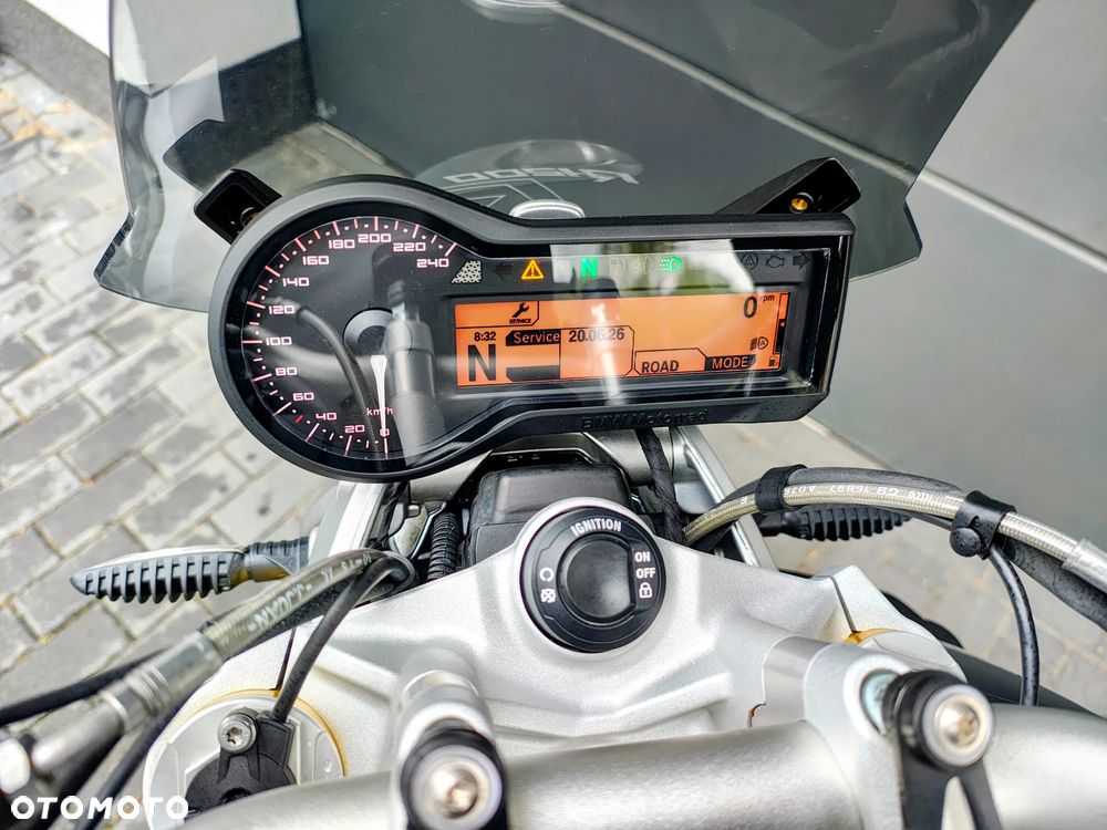 BMW R - 9