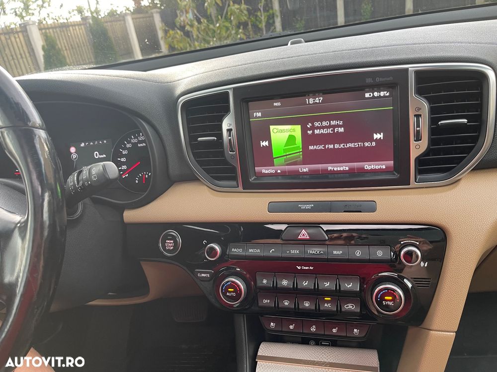 Kia Sportage - 11