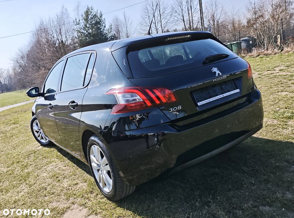 Peugeot 308 125 THP Active - 22