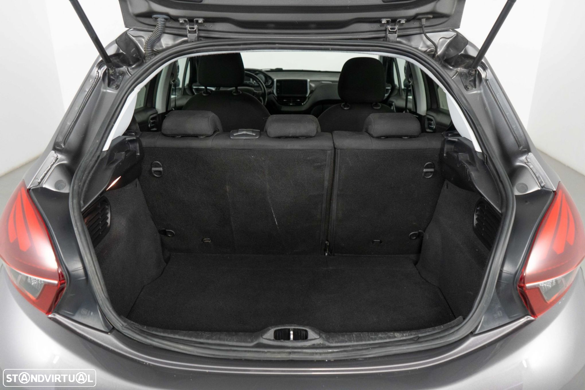 Peugeot 208 1.2 PureTech Style - 13
