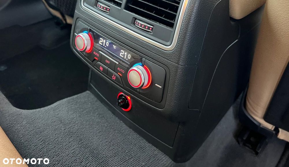 Audi A6 Avant 2.0 TDI Ultra S tronic - 27