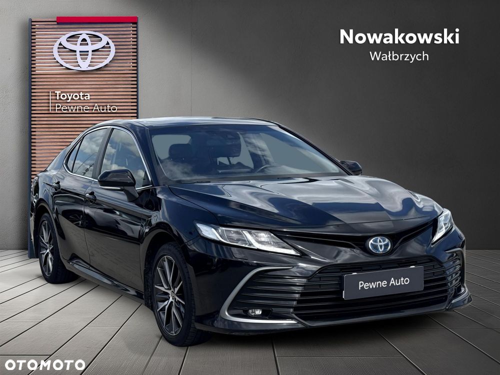 Toyota Camry 2.5 Hybrid Prestige CVT - 2