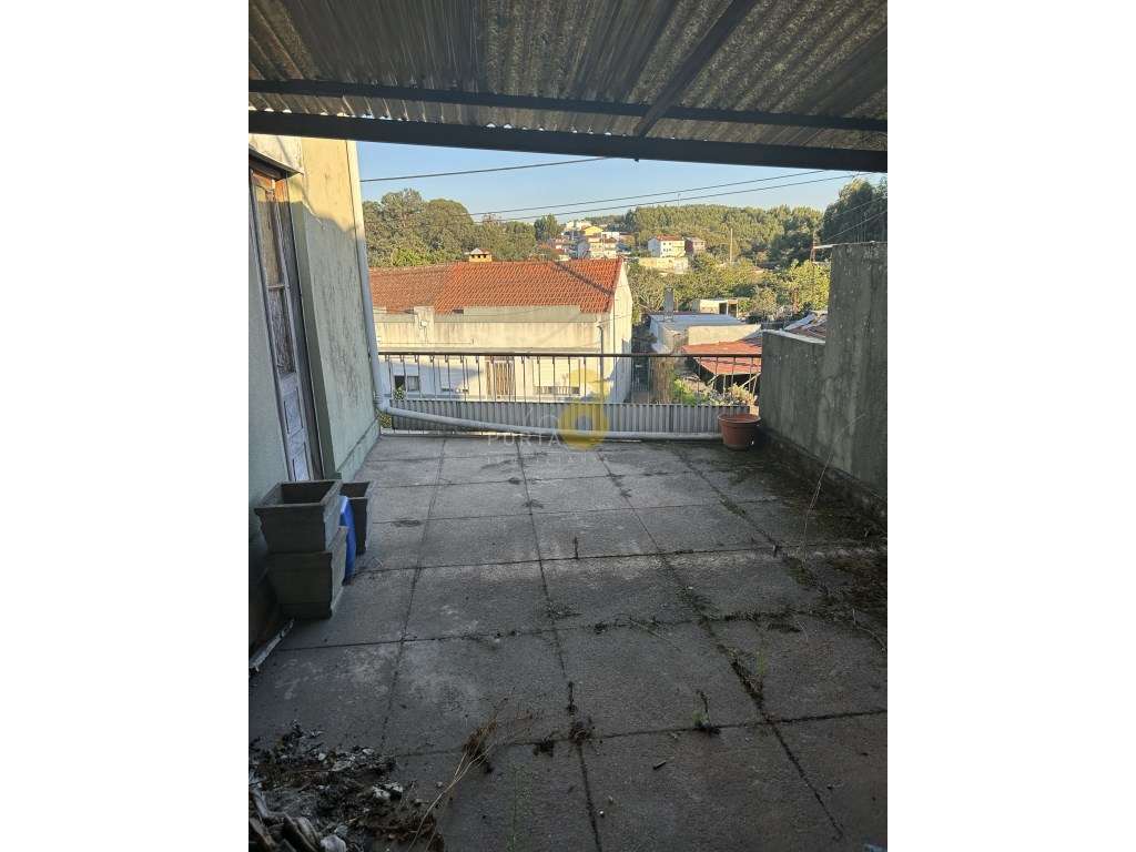 Armazém para Remodelação com Grande Potencial - Milheirós, Maia - Grande imagem: 3/20
