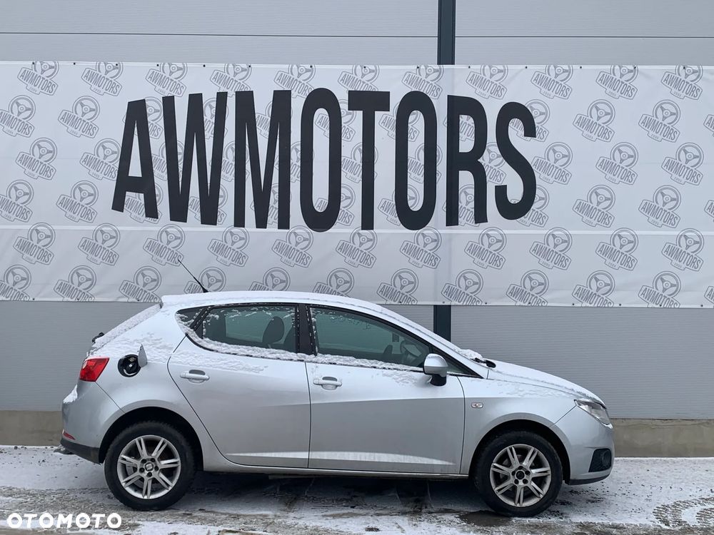 SEAT IBIZA 2008 *SAMOCHÓD NA CZĘŚCI* 3745 MASKA, LAMPA, DRZWI, LUSTERKO, ZDERZAK, GRILL, BŁOTNIK, KLAPA, BELKA, DESKA, FOTELE, KANAPA, ĆWIARTKA KIEROWNICA, TARCZE, ZACISKI, ZAWIESZENIE, KOMPLETNY PRZÓD, KOMPLETNY TYŁ, LICZNIK, ZEGARY, PRAWE LEWE PRZÓD TYŁ - 3