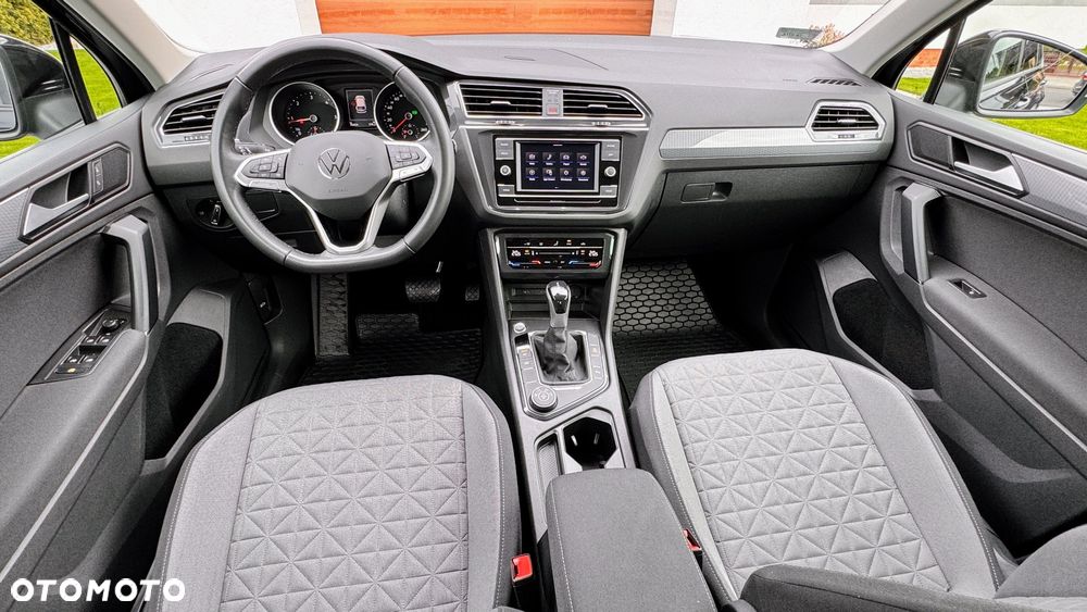 Volkswagen Tiguan 2.0 TDI SCR 4Mot Life DSG - 16