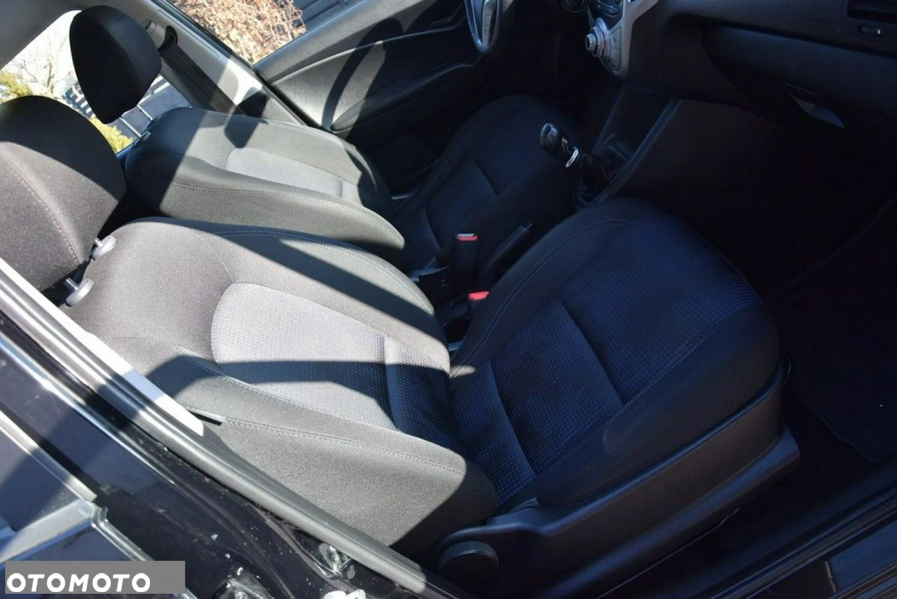 Hyundai ix20 1.4 Classic - 22