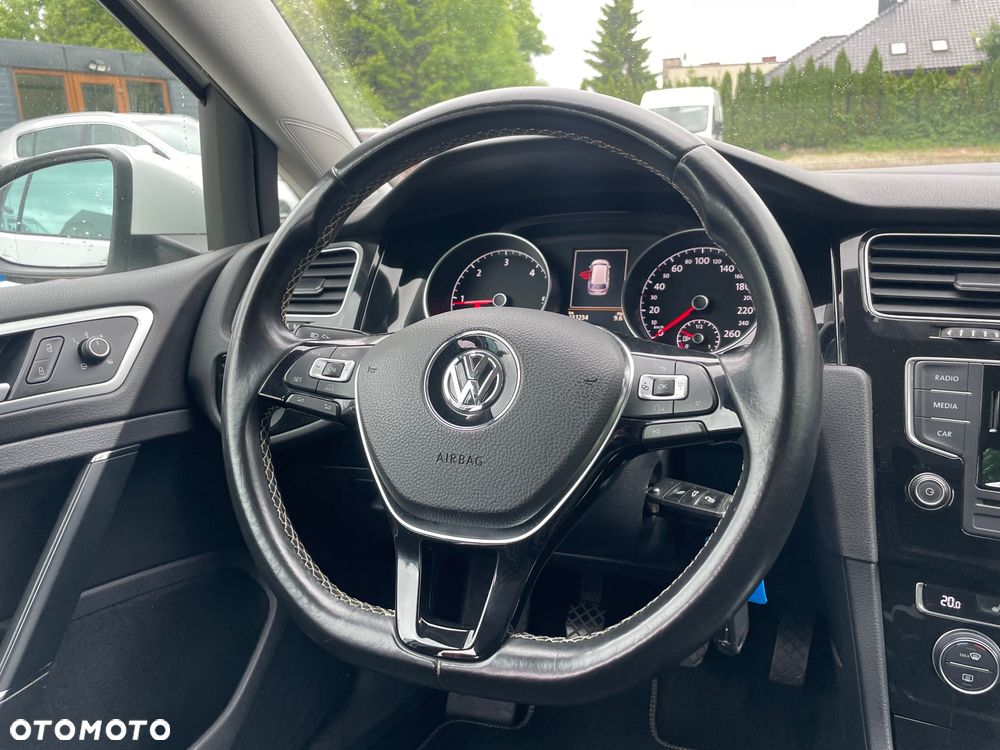 Volkswagen Golf 1.6 TDI BlueMotion Technology Cup - 20