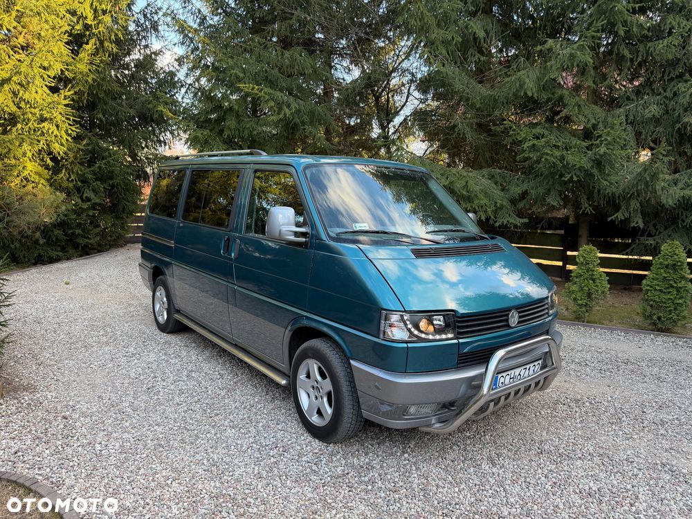 Volkswagen Multivan - 1