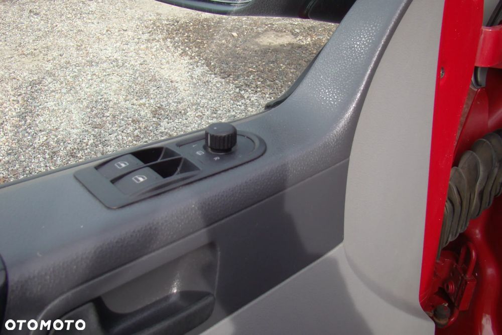 Volkswagen Caravelle L1 - 10