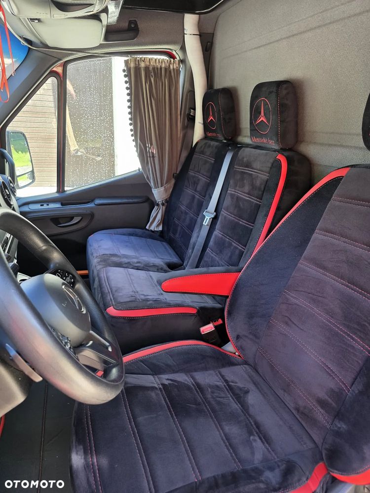 Mercedes-Benz SPRINTER - 4