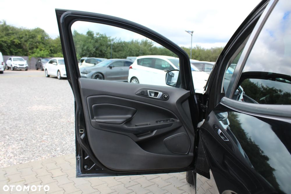 Ford EcoSport 1.0 EcoBoost TITANIUM - 17