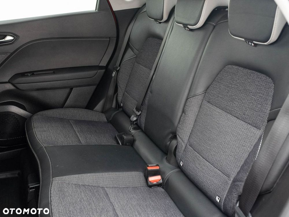 Renault Captur - 28