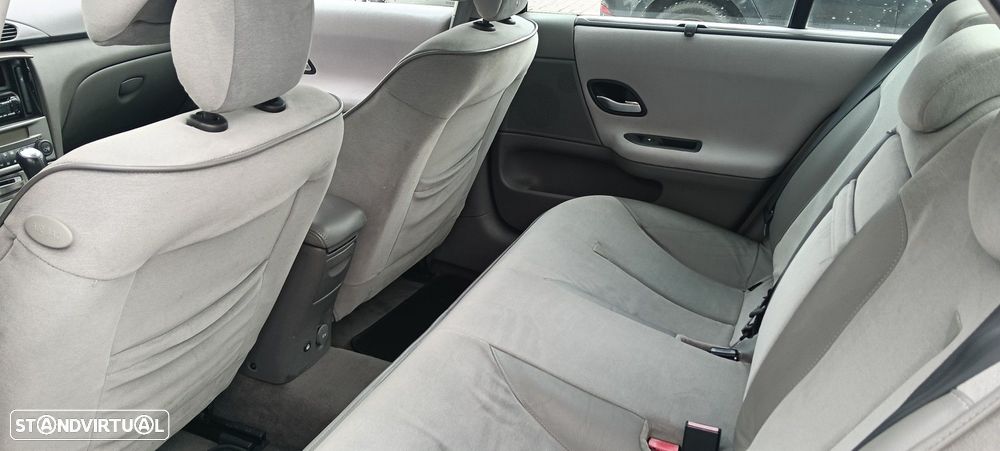 Renault Laguna 1.6 Privilège - 13