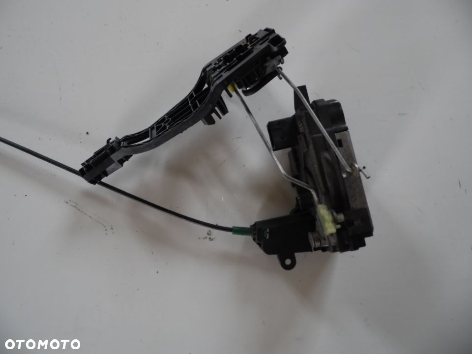 Zamek drzwi lewy przód Opel Tigra B - 3