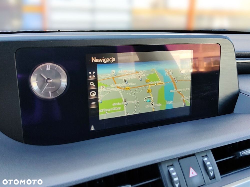 Lexus ES 300h Business Edition - 19