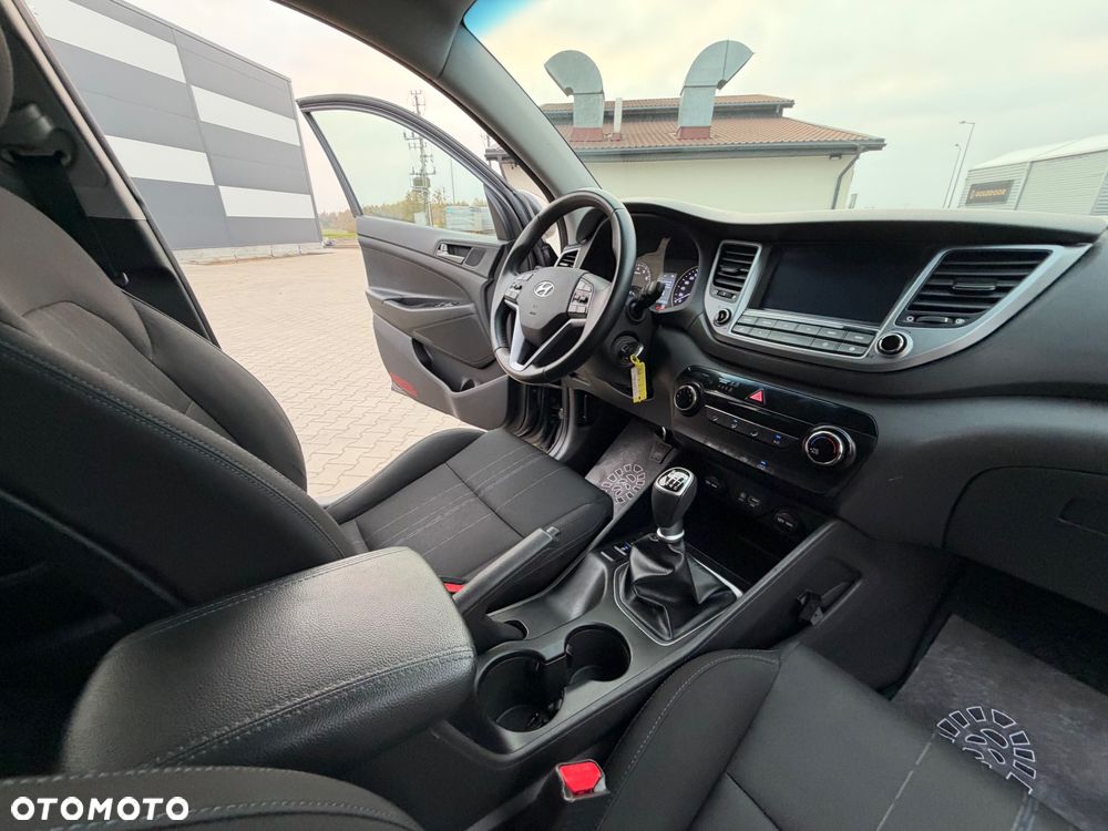 Hyundai Tucson blue 1.6 GDi 2WD Navi - 13