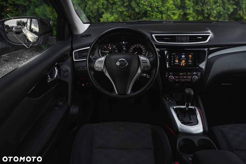 Nissan Qashqai 1.6 DCi Xtronic N-Connecta - 19