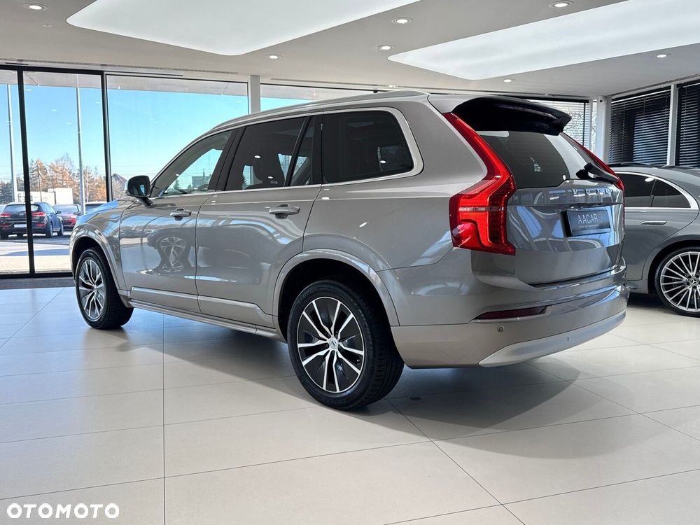 Volvo XC 90 - 3