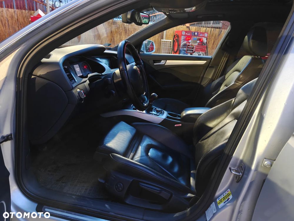 Audi A4 Avant - 10