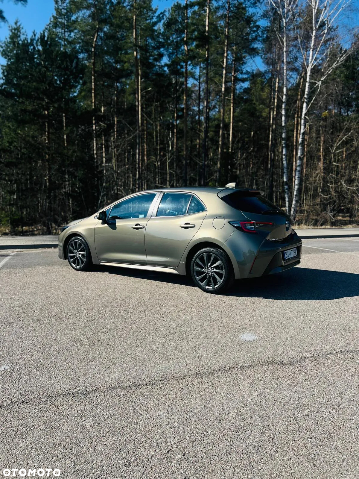 Toyota Corolla - 4