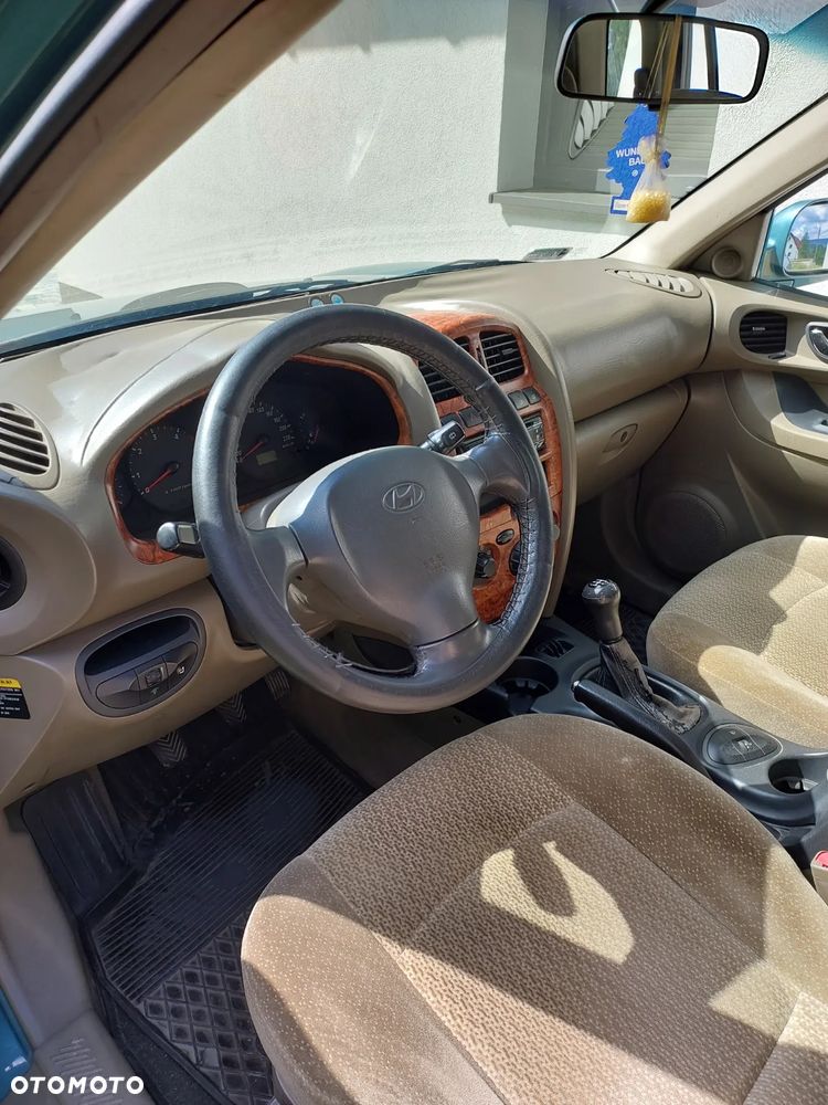 Hyundai Santa Fe 2.0 CRDi 4WD GLS - 6