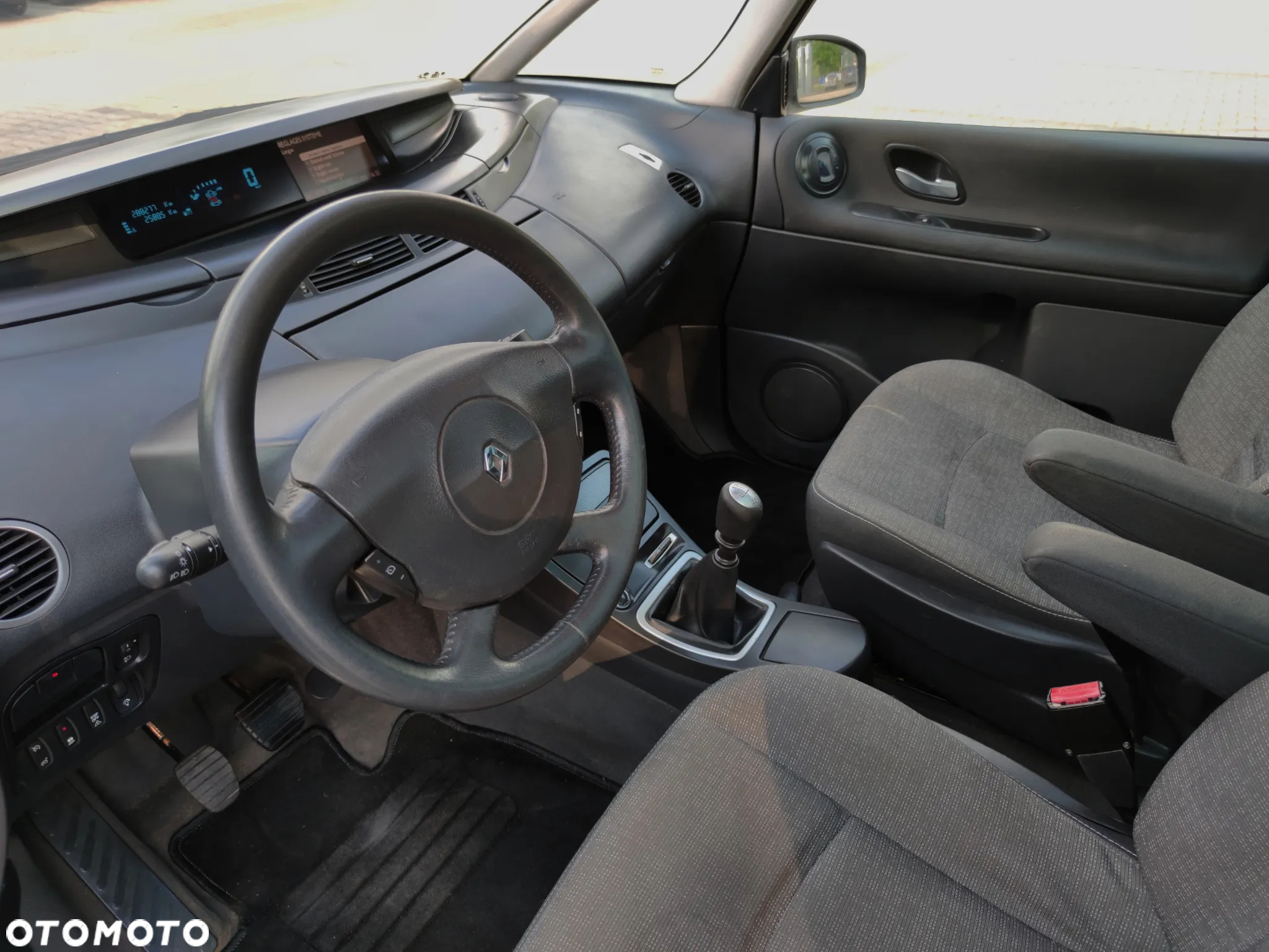 Renault Espace 2.0 dCi Expression - 33