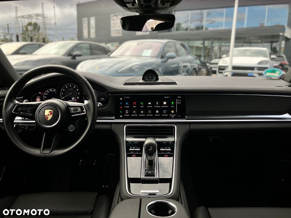 Porsche Panamera - 15