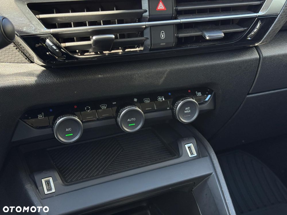 Citroën C4 BlueHDi 130 Stop&Start EAT8 MAX - 11