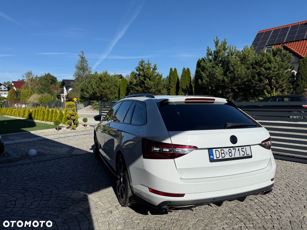 Skoda Superb 2.0 TSI 4x4 Style DSG - 4