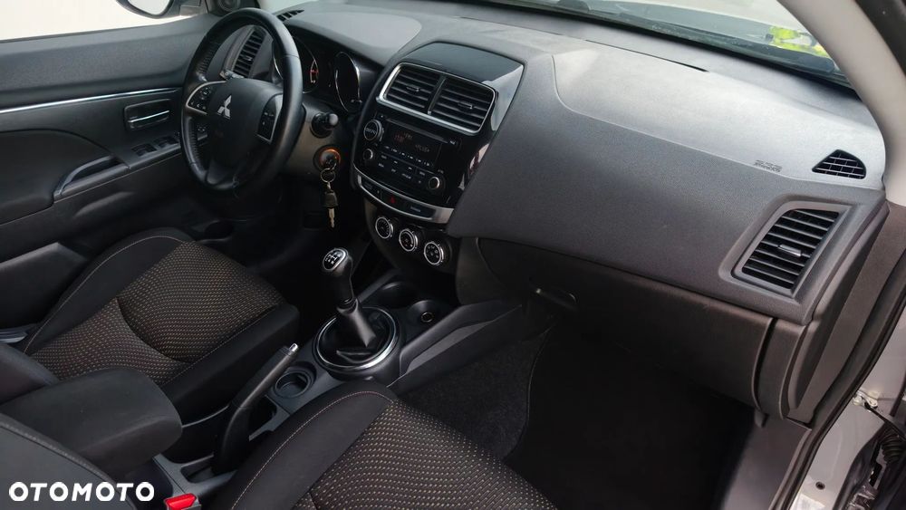 Mitsubishi ASX 1.6 Invite AS&G - 16