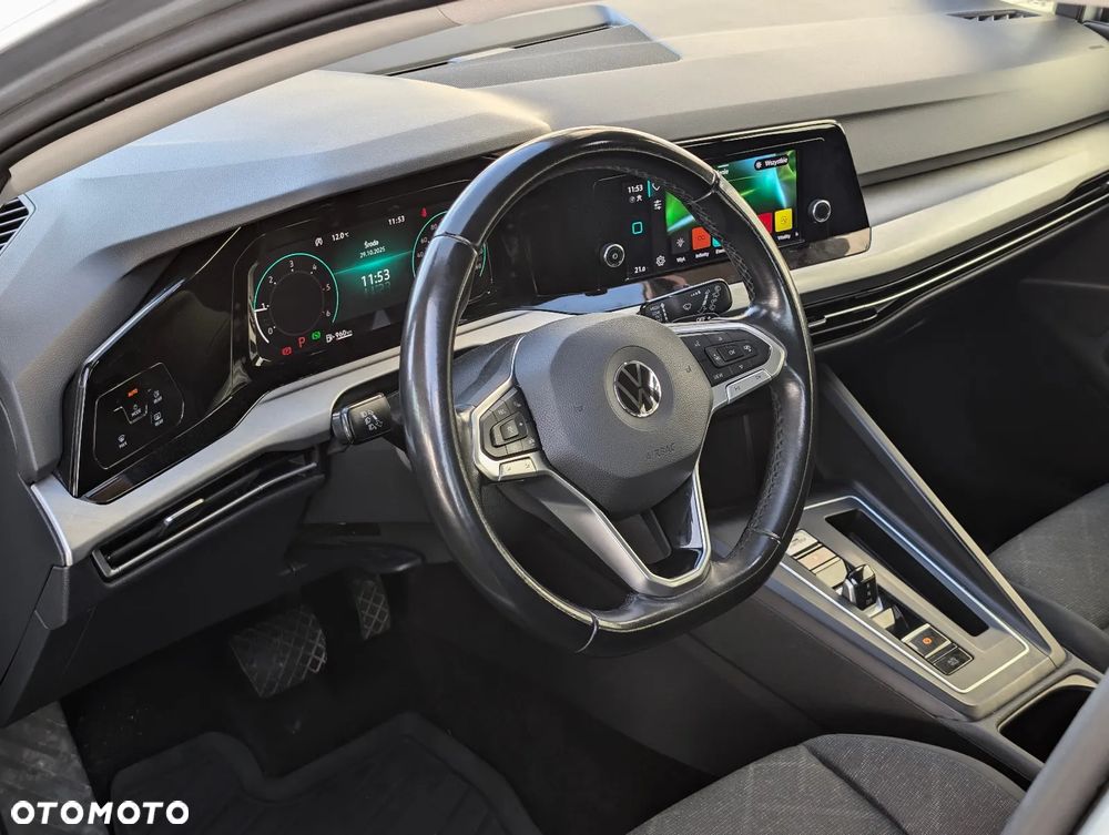 Volkswagen Golf - 27