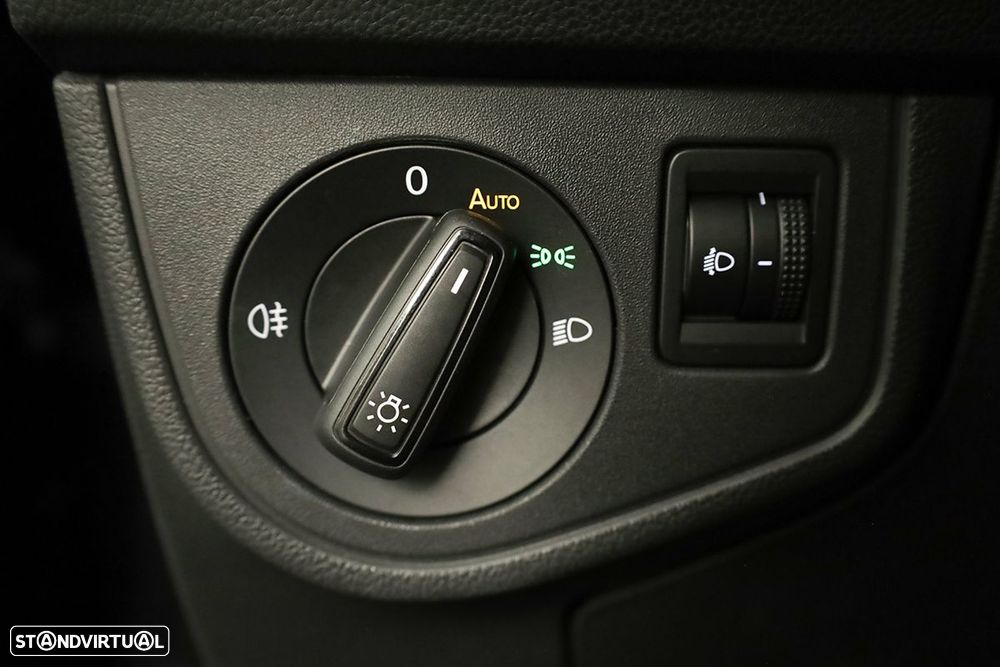 VW Taigo 1.0 TSI Urban - 18