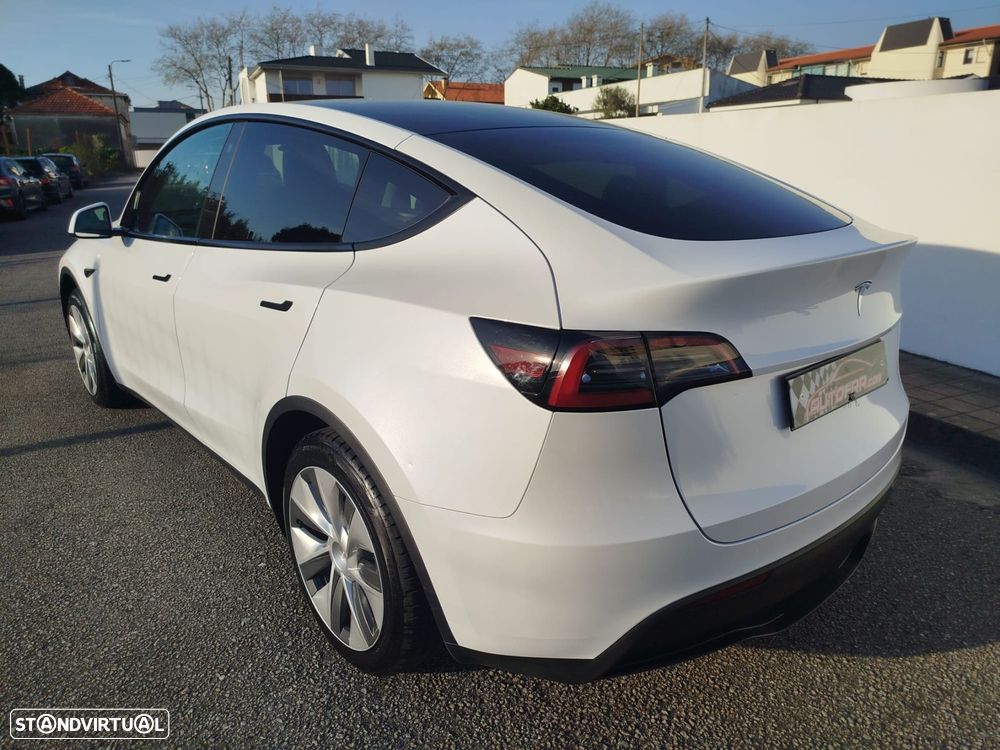 Tesla Model Y RWD - 28