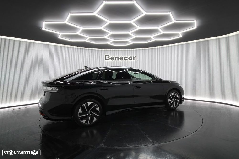 VW ID.7 77 kWh Pro Urban - 9