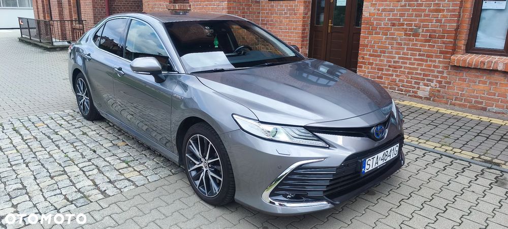 Toyota Camry - 8