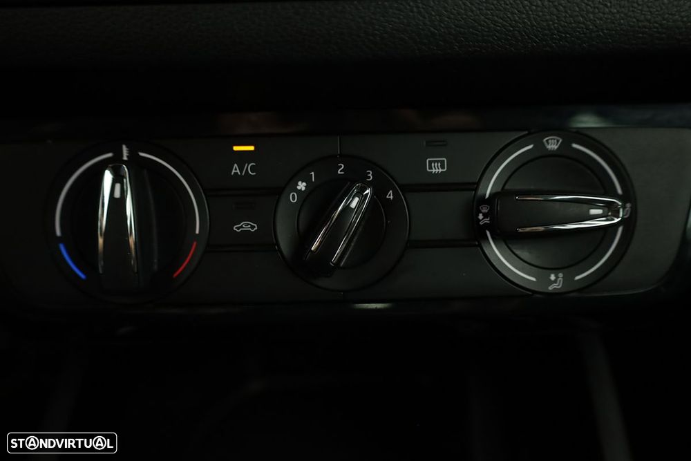 Skoda Kamiq 1.0 TSI Selection DSG - 12