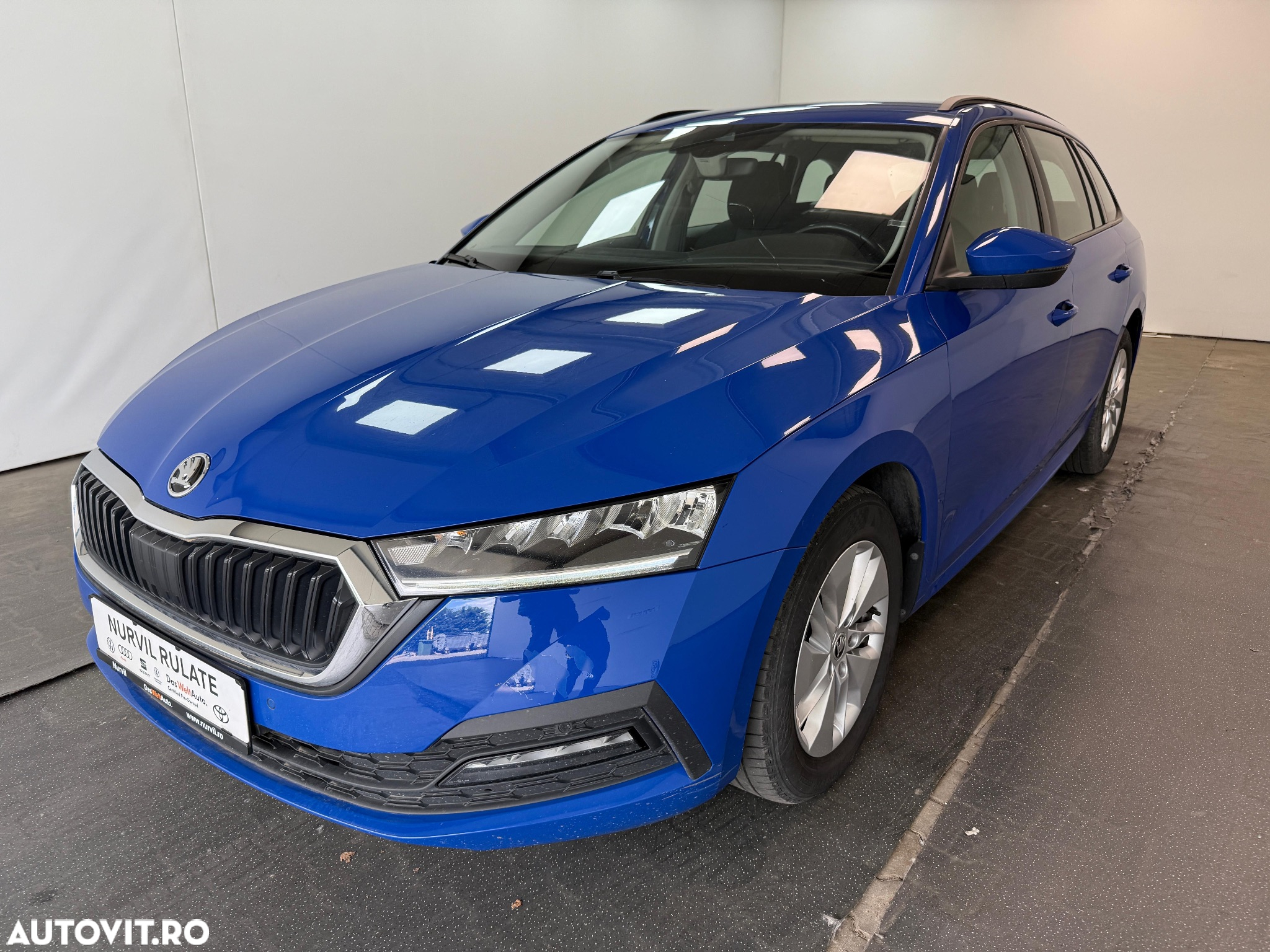 Skoda Octavia Combi Diesel 2.0 TDI DSG Ambition - 25