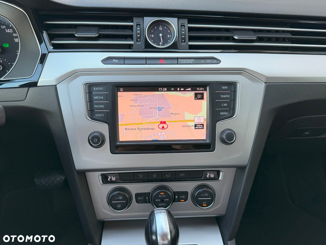 Volkswagen Passat 2.0 TDI BMT Comfortline DSG - 13