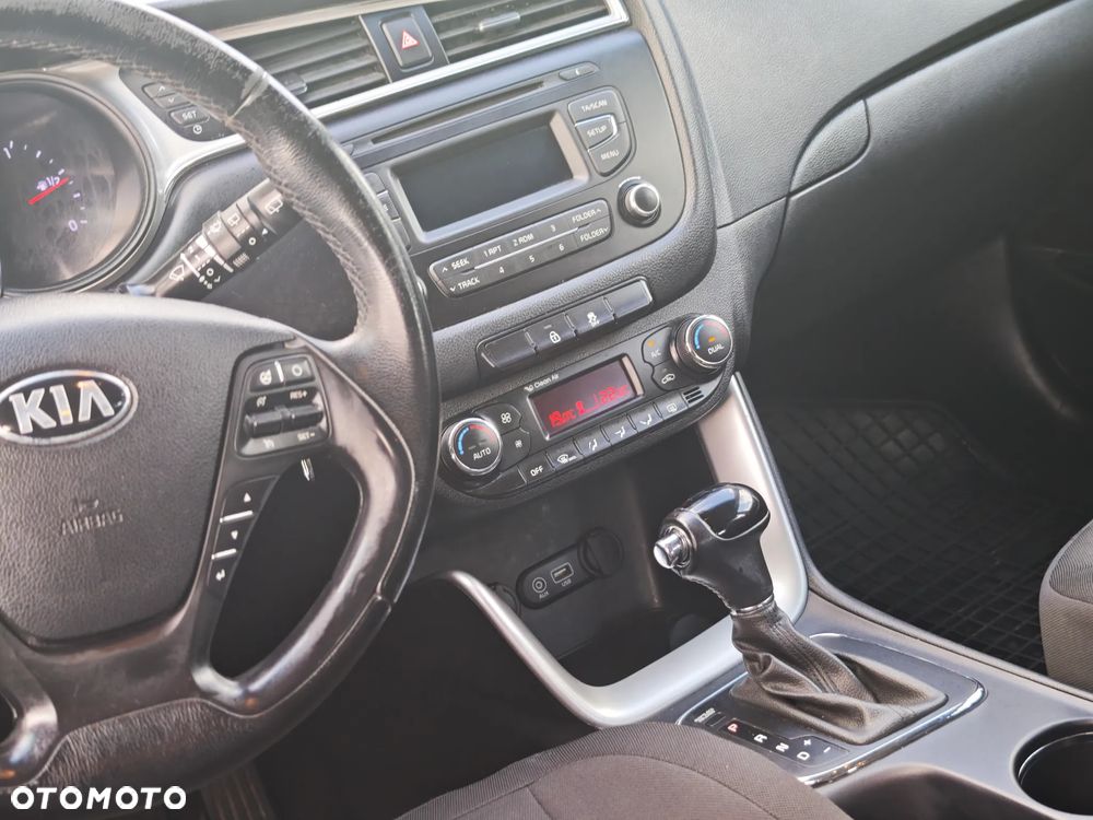Kia Ceed 1.6 CRDi L Business Line DCT - 20