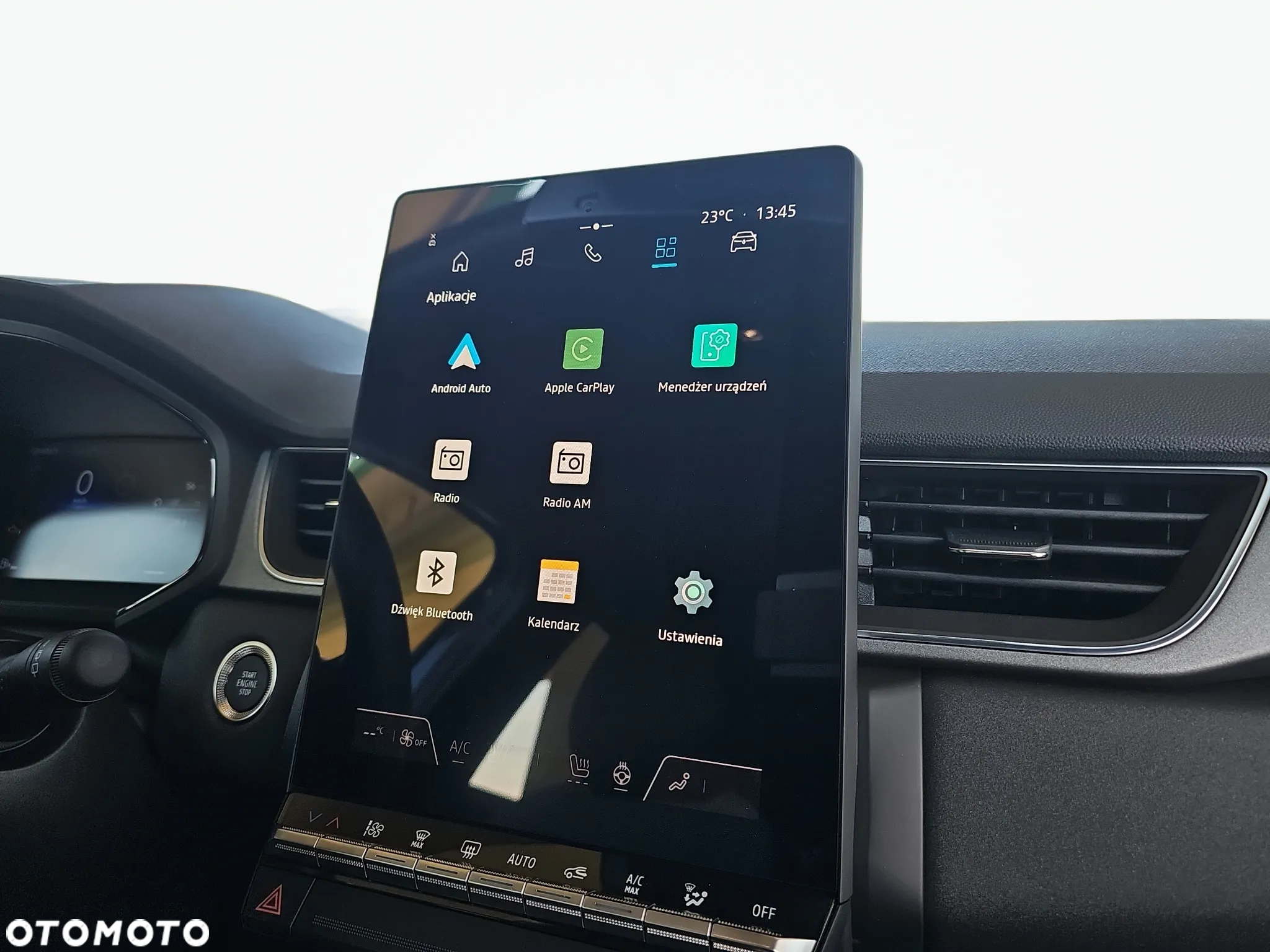 Renault Captur - 22