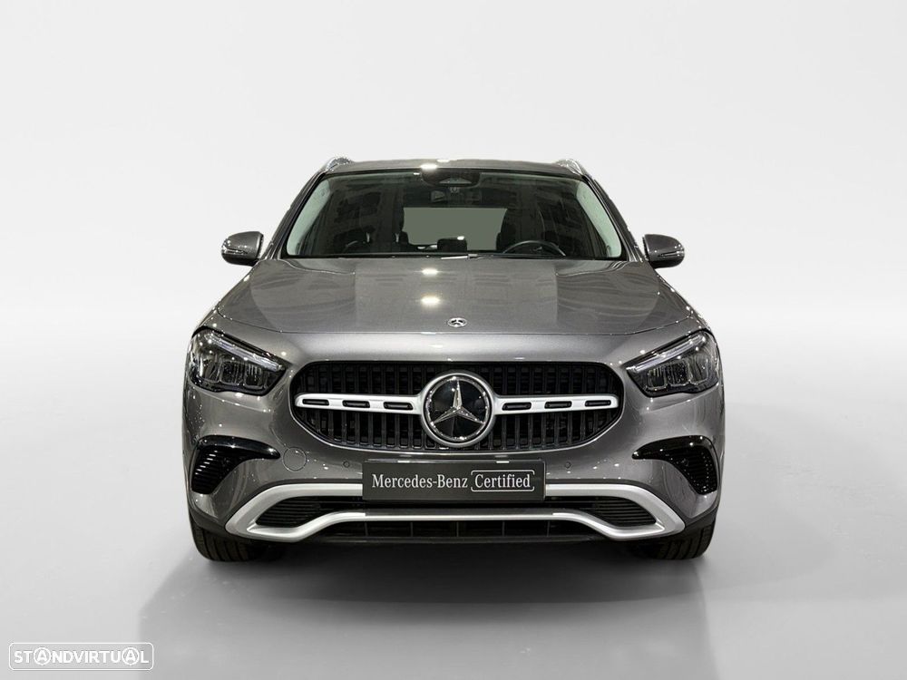 Mercedes-Benz GLA 180 d - 8