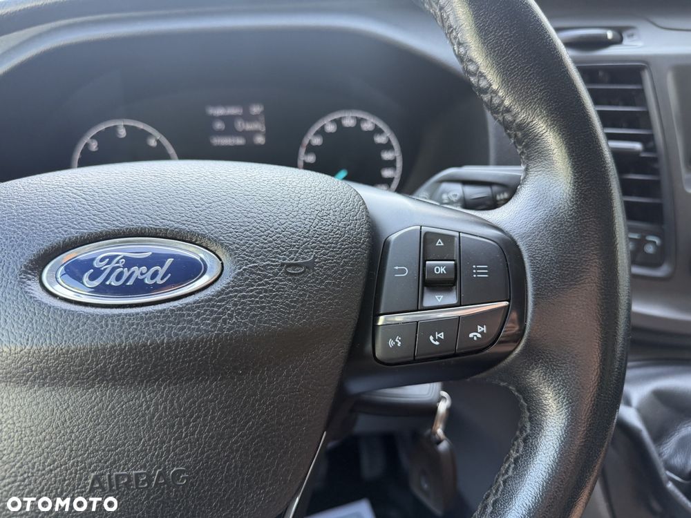 Ford Transit Custom - 11