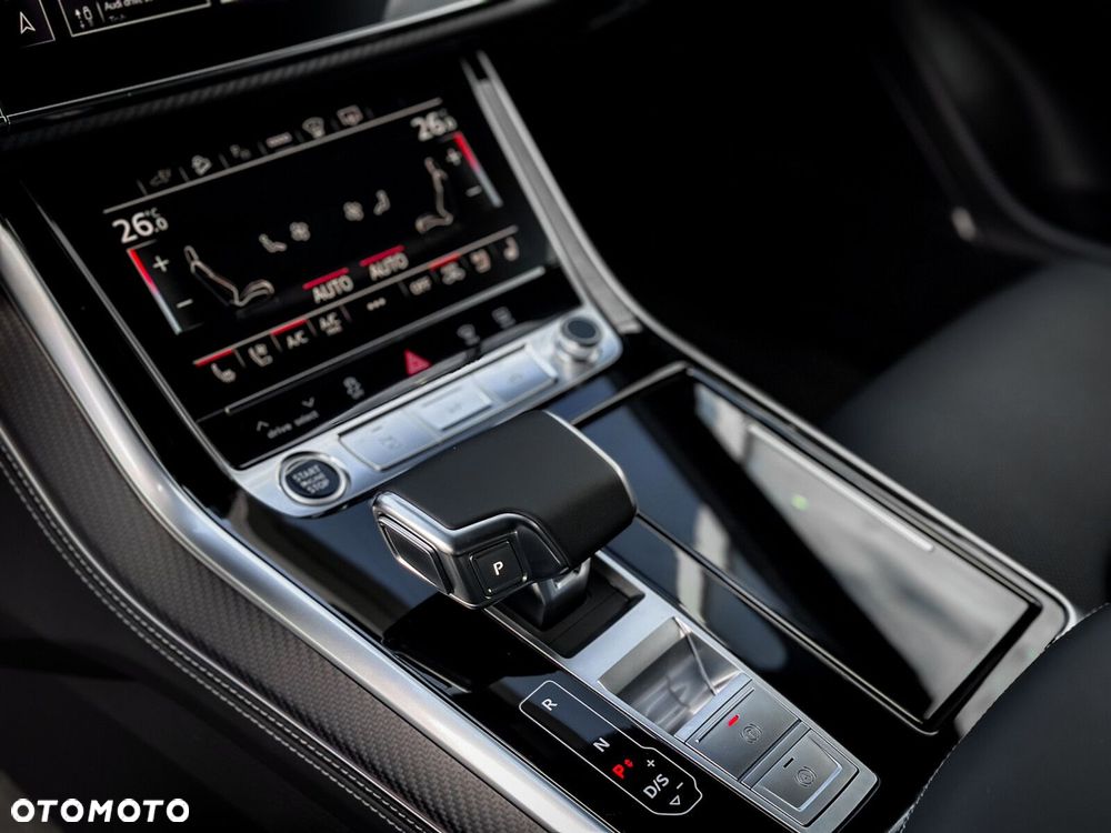 Audi Q8 - 21