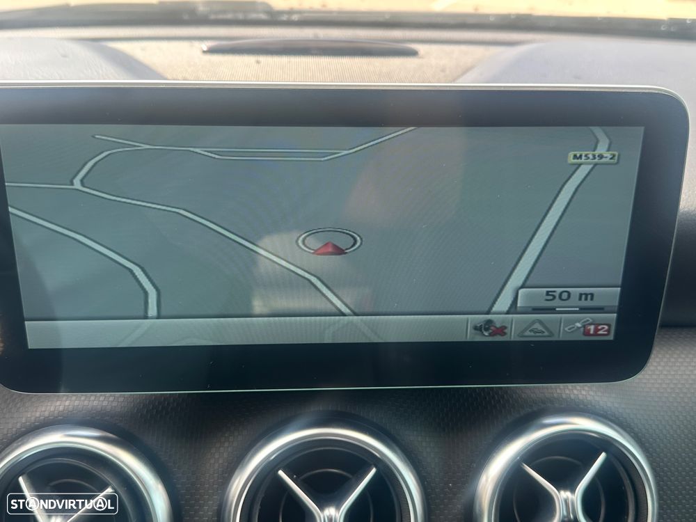 Mercedes-Benz A 180 - 32